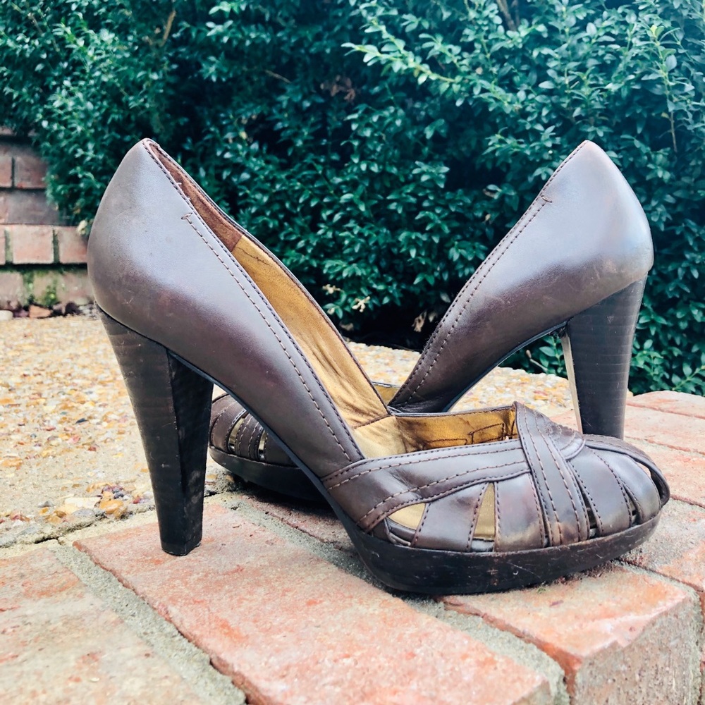 Guess heels